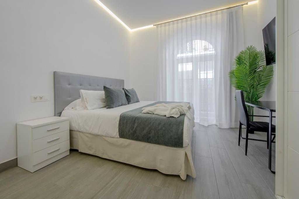 Suara Apartamentos 2 Madrid Luaran gambar