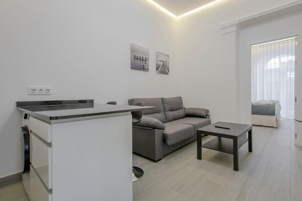Suara Apartamentos 2 Madrid Luaran gambar