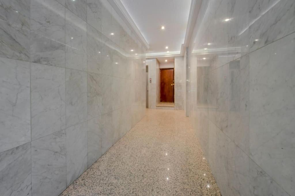 Suara Apartamentos 2 Madrid Luaran gambar