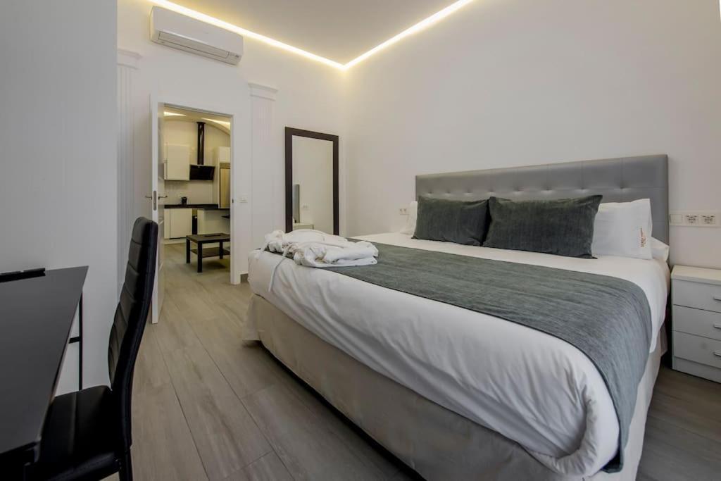 Suara Apartamentos 2 Madrid Luaran gambar